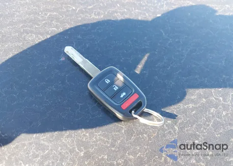 2016 Honda Civic Lx z USA, uszkodzony, nr VIN 19XFC2F58GE027593